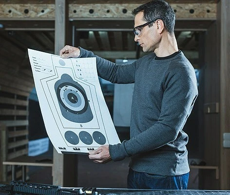 Стрельба в тире